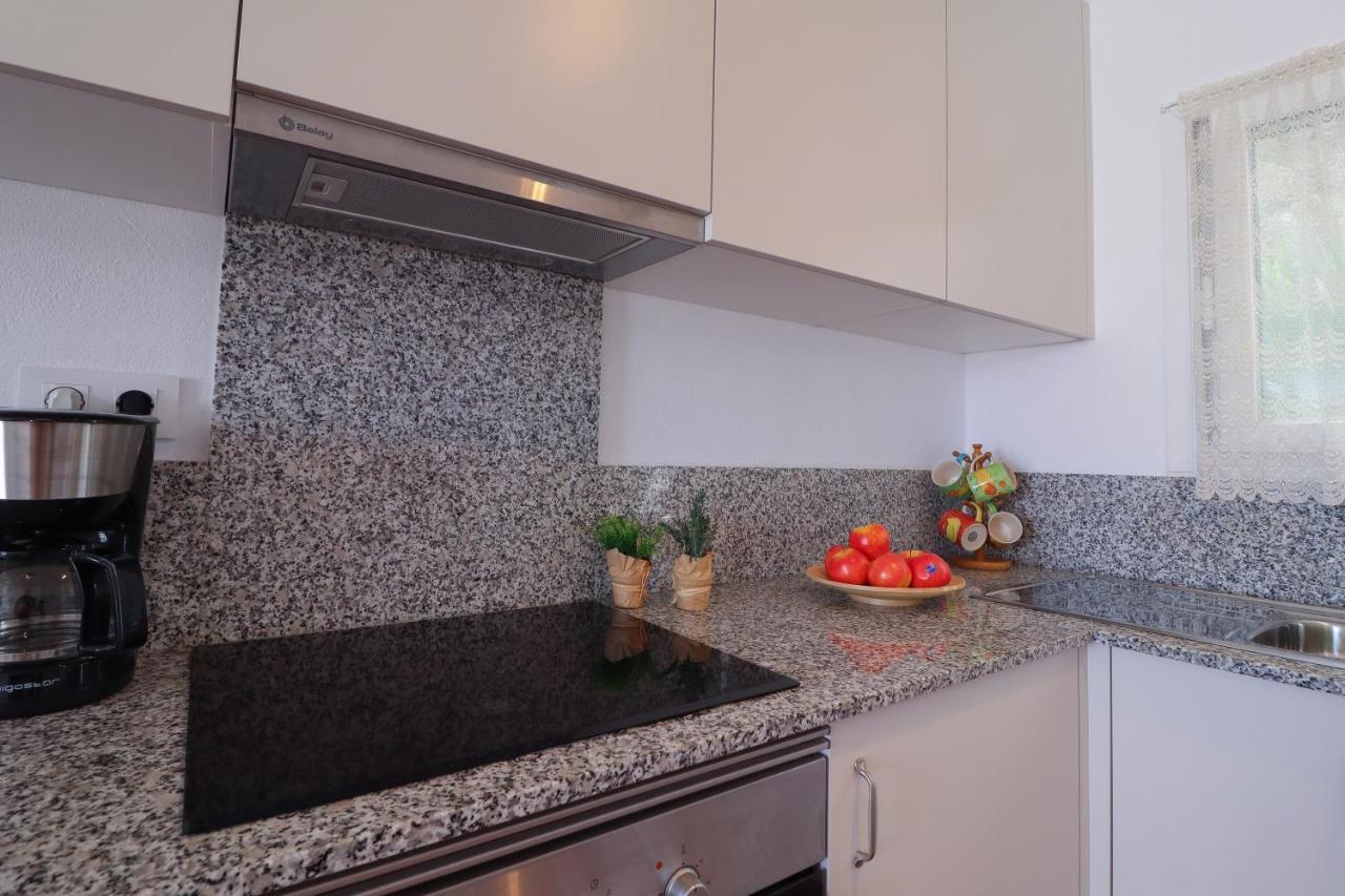 Belvedere, Family-Friendly, Nice, First-Line Apartment With Stunning Beach And Sea Views,Ac アレナル・デン・カステル エクステリア 写真