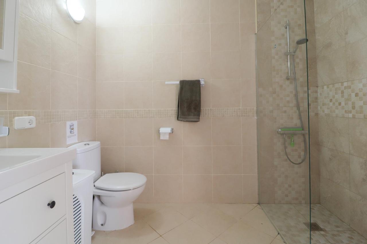 Belvedere, Family-Friendly, Nice, First-Line Apartment With Stunning Beach And Sea Views,Ac アレナル・デン・カステル エクステリア 写真